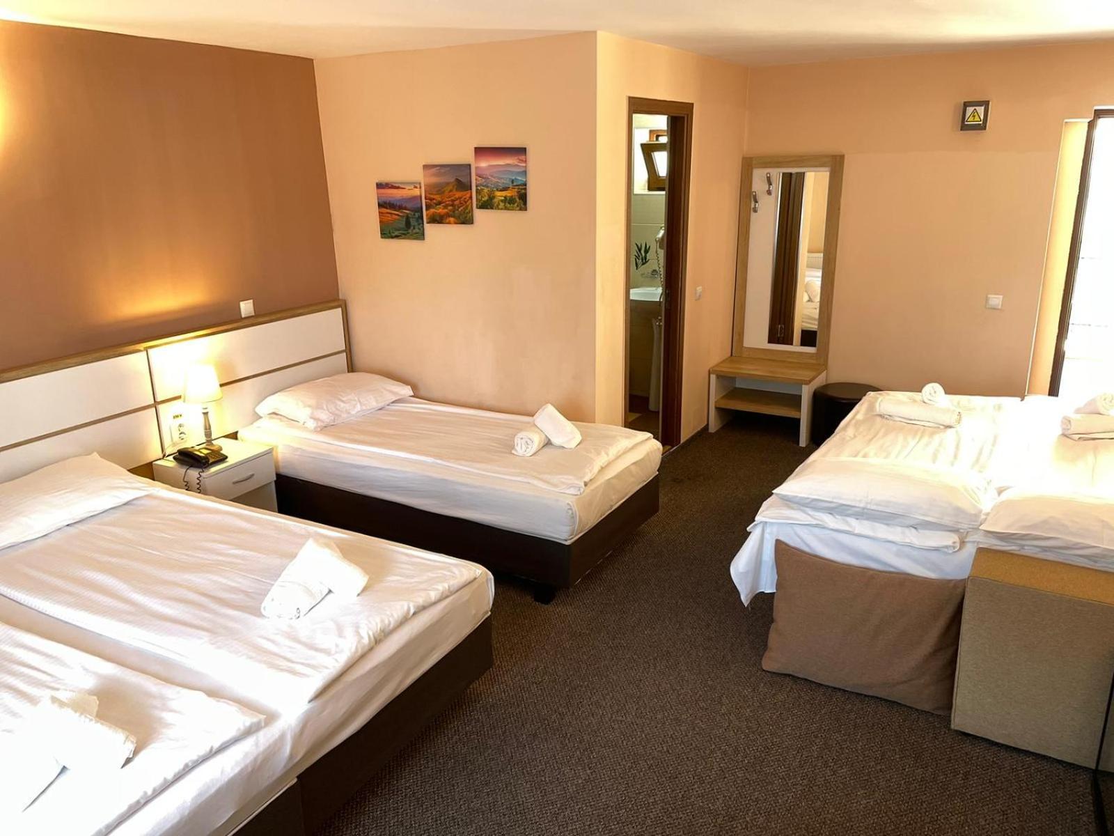 Long Street Hotel Брашов Номер фото