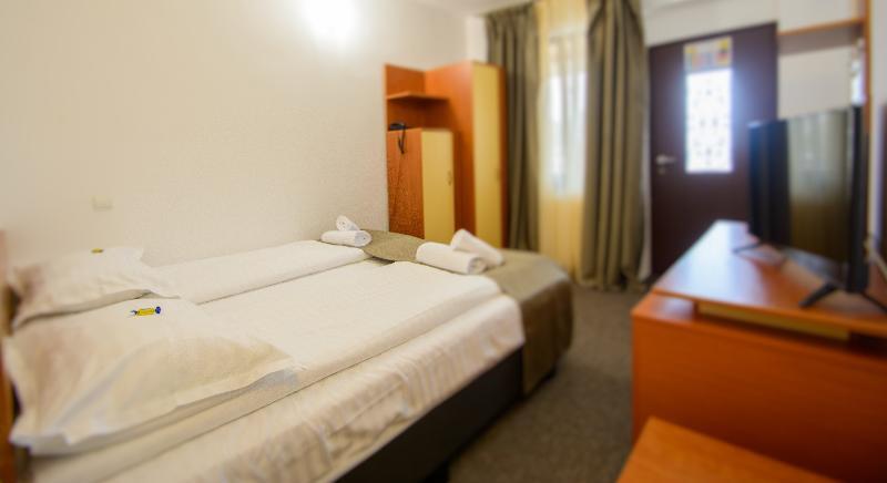 Long Street Hotel Брашов Экстерьер фото